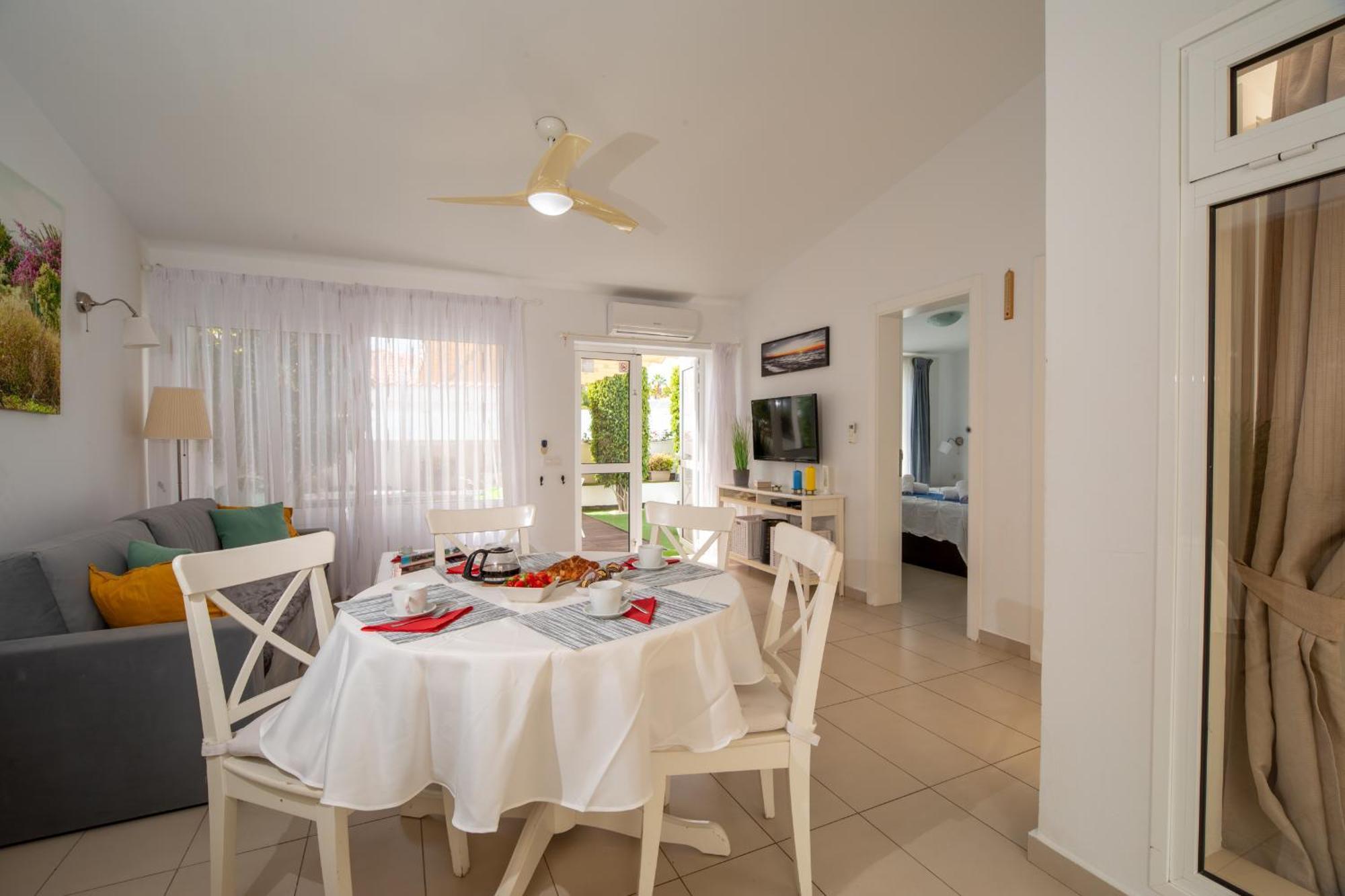 אדחה Island Village מראה חיצוני תמונה